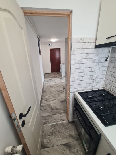 Berceni, Aparatorii Patriei, garsoniera 25 mp