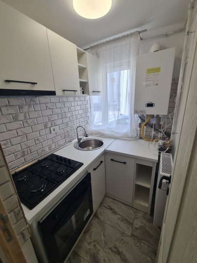 Berceni, Aparatorii Patriei, garsoniera 25 mp